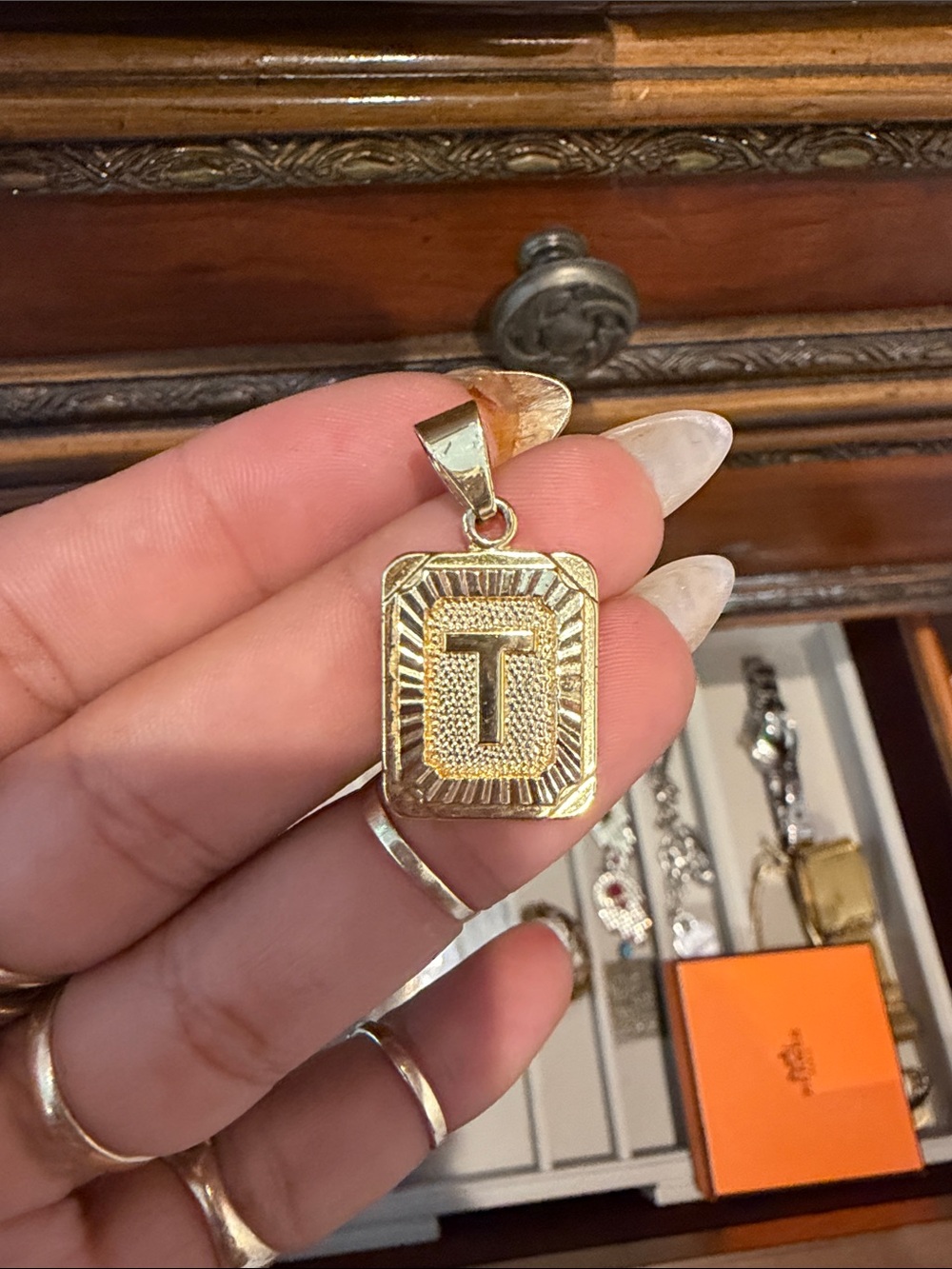 Gold Initial 'T' Pendant Necklace